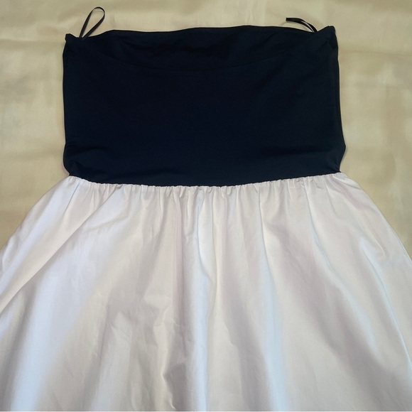 Aritzia- Babaton Fluid Dress Midi Size Large Contour Poplin Black White - Picture 7 of 11